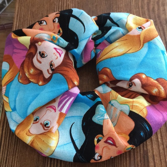 Girls "DISNEY PRINCESS" Scrunchy, Handmade Item - Picture 4 of 4